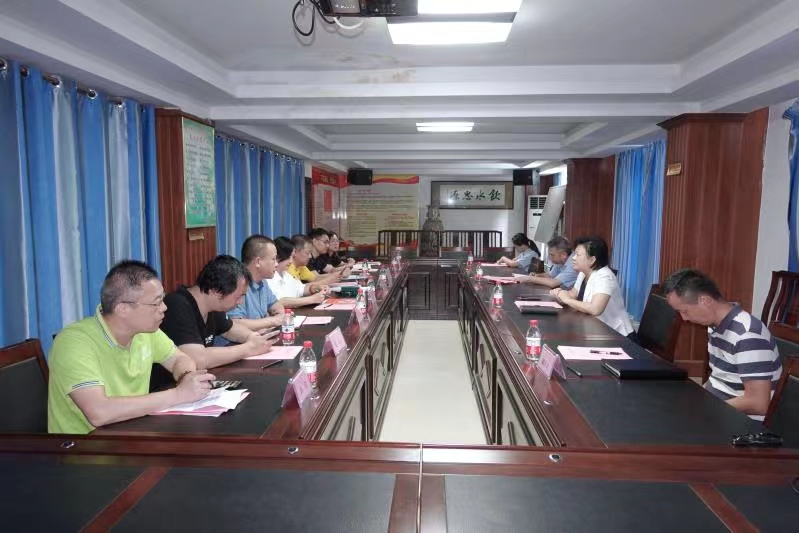 调研座谈会.jpg