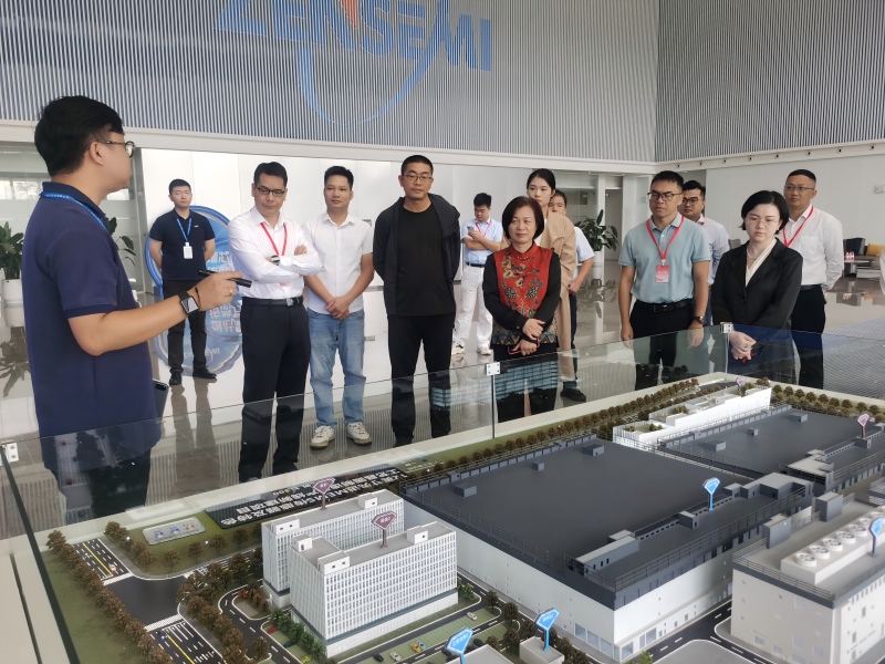 微信图片_2025-12-30_165153_966(1) 微信图片_2025-12-30_165153_966(1)